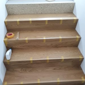 UF Bodenverlegung Treppe mit Belag 2