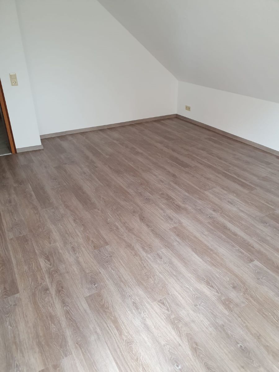 UF Bodenverlegung Designbelag